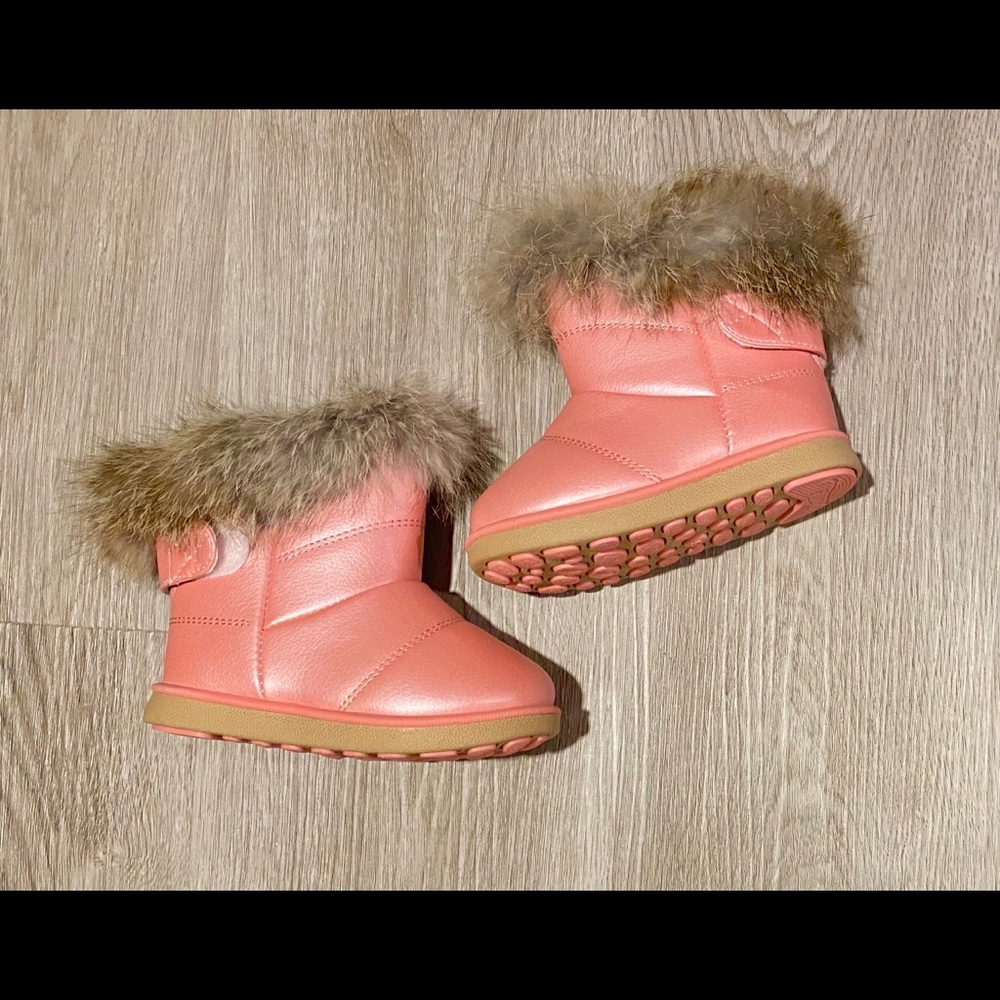 Toddler furry boots